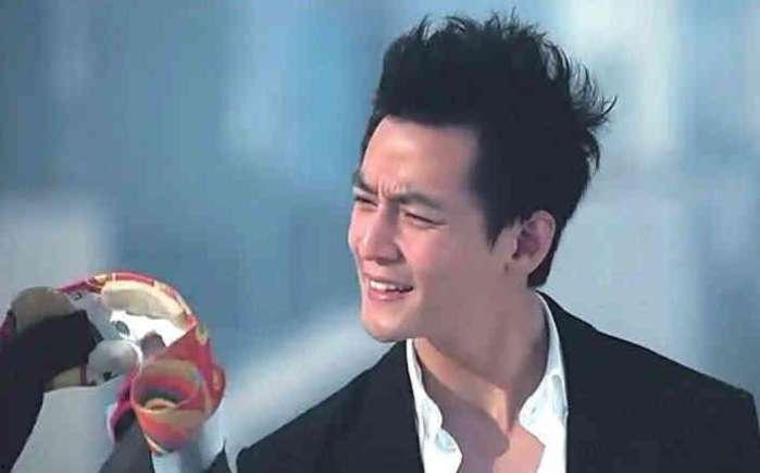 娱乐吃瓜戴面具的是谁啊